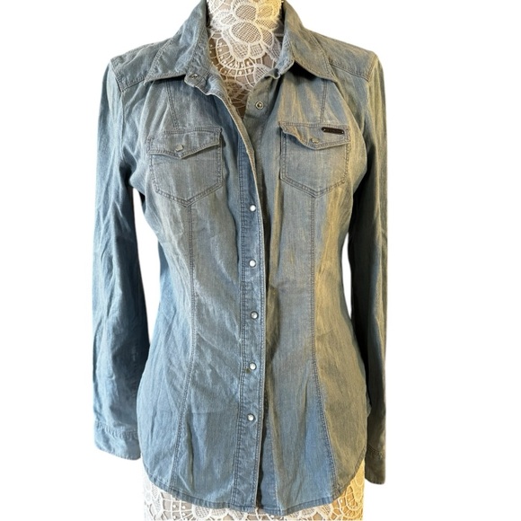 Guess Blue Denim Button-Up Shirt - Picture 4 of 16